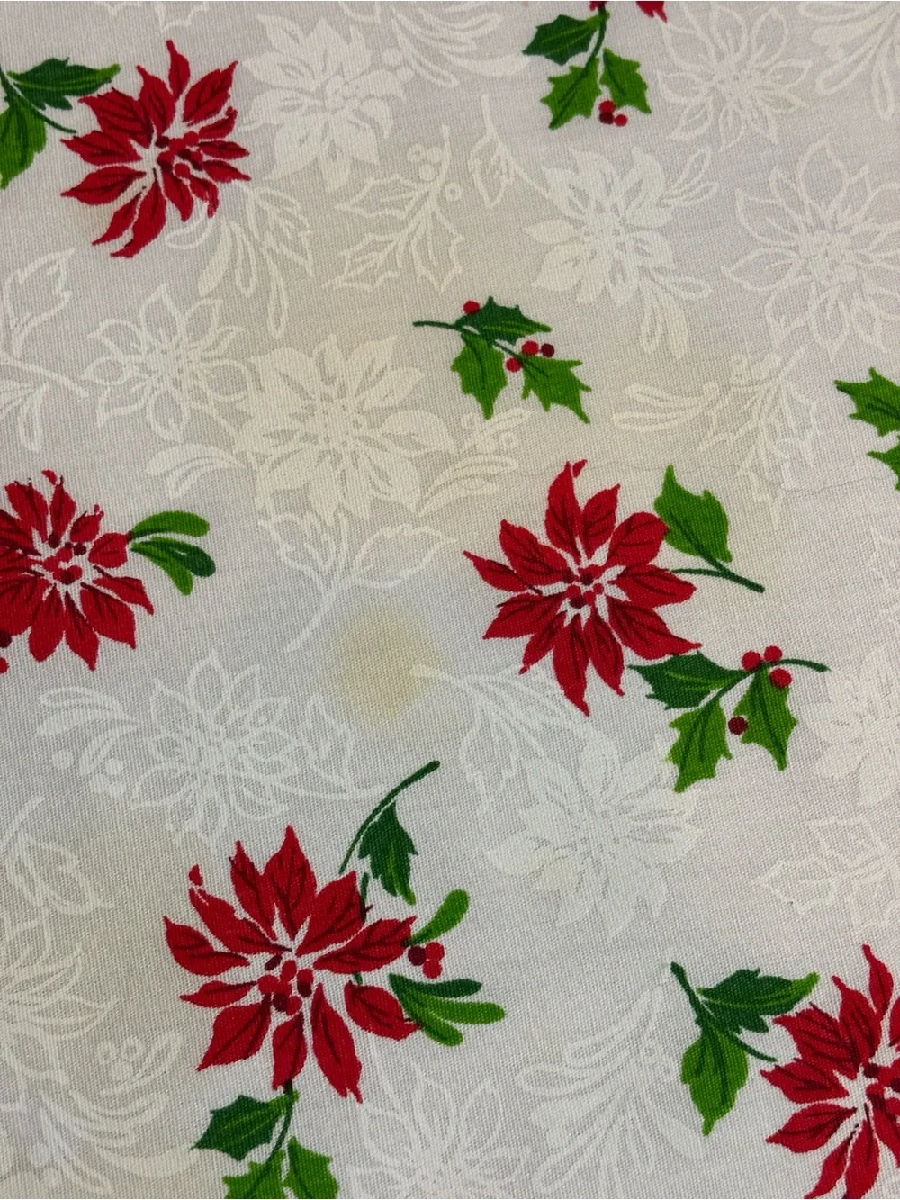 Vintage Christmas Poinsettia Floral Table Runner Dresser Skirt Holly Berries